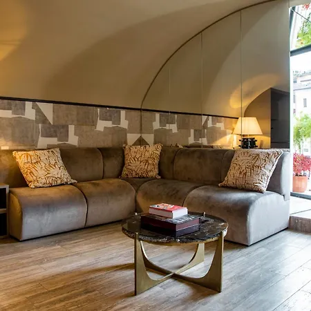 Piazza Navona Balcony Caden Apartment Rome