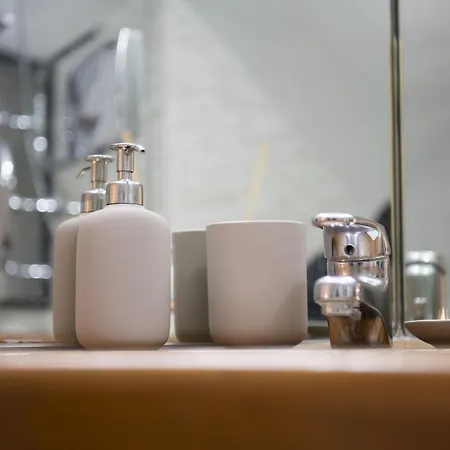 شقة Cadensplace - Overlooking Piazza Navona By Dbalconycollection *