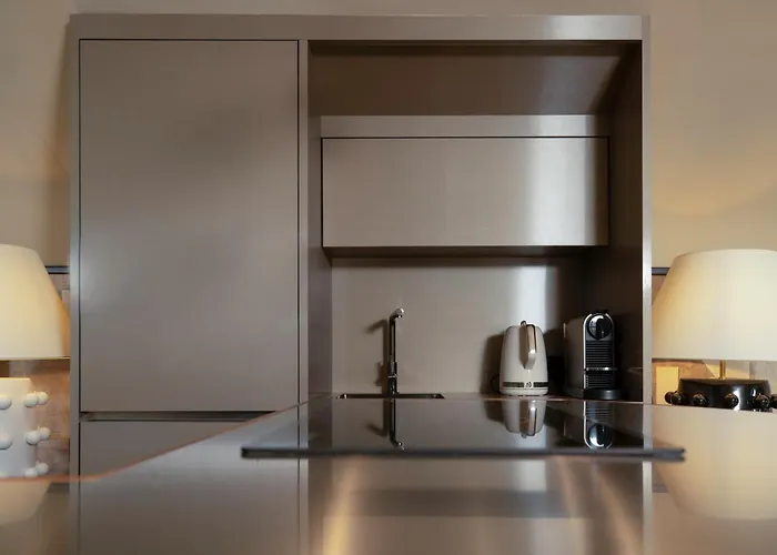 Cadensplace - Overlooking Piazza Navona By Dbalconycollection * Róma