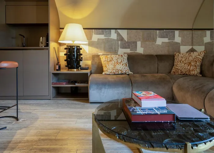 Cadensplace - Overlooking Piazza Navona By Dbalconycollection *