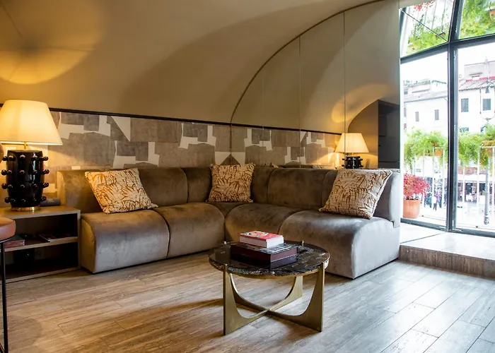 Cadensplace - Overlooking Piazza Navona By Dbalconycollection Apartman Róma