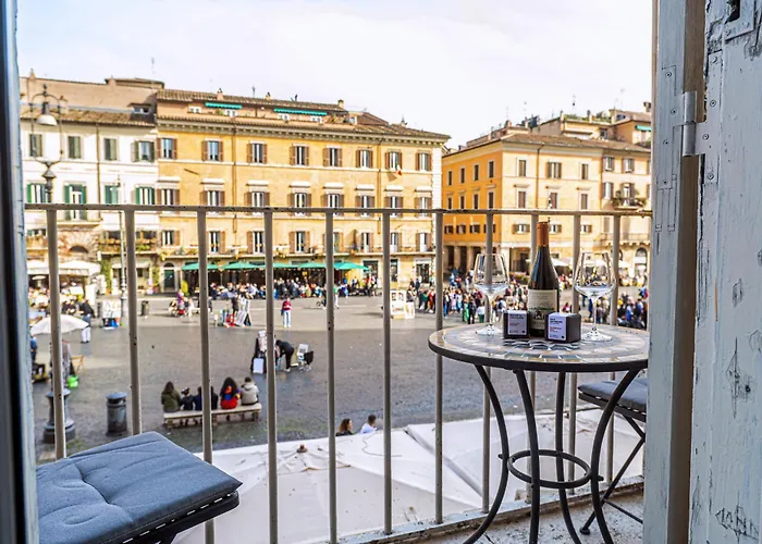 Cadensplace - Overlooking Piazza Navona By Dbalconycollection Apartman