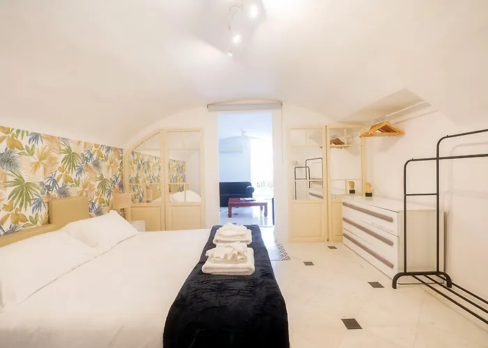 Apartman Cadensplace - Overlooking Piazza Navona By Dbalconycollection *